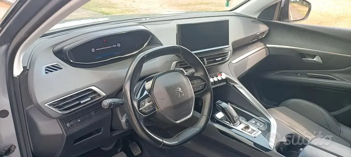 Usata Peugeot 3008 Allure 131 CV (96 kW) 2021 Grigio SUV