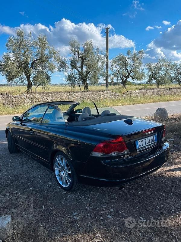 Usata Volvo C70 Summum 220 CV (161 kW) 2007 Nero Cabrio