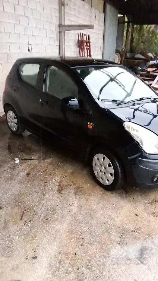 Usata Nissan Pixo 68 CV (50 kW) 2009 Nero Utilitaria