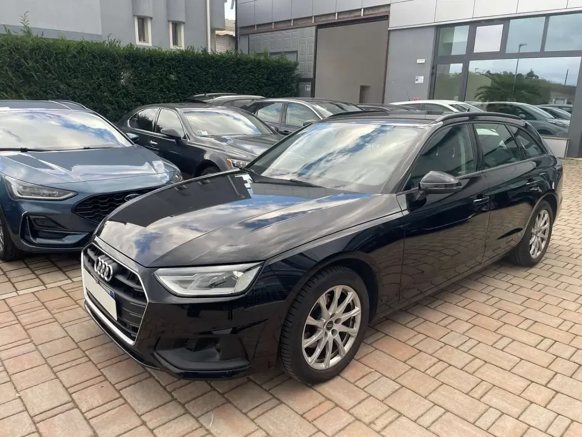 Usata Audi A4 Advanced Plus 150 CV (110 kW) 2023 Nero Station wagon