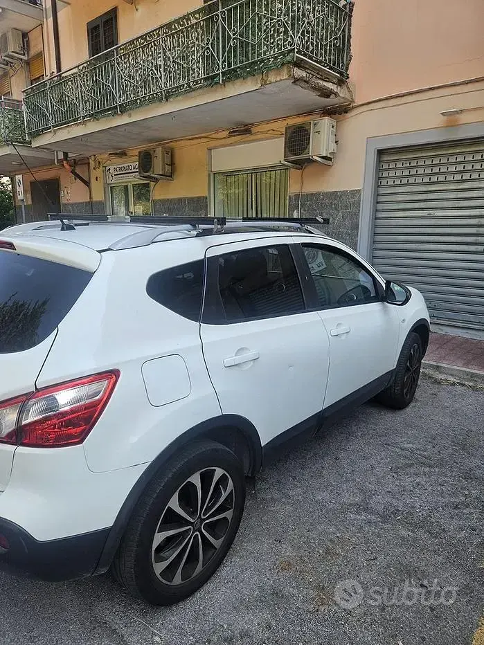 Usata Nissan Qashqai 117 CV (86 kW) 2012 Bianco SUV