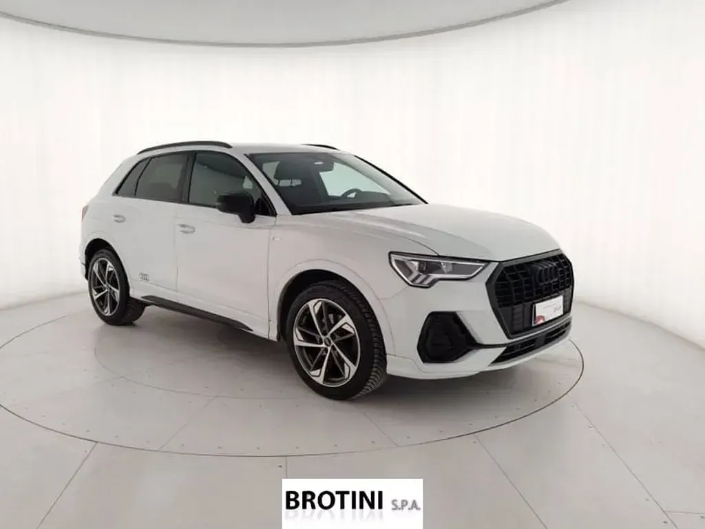 Usata Audi Q3 S-Line 150 CV (110 kW) 2021 Bianco metallizzato SUV