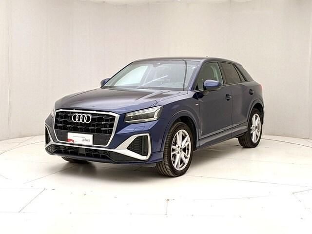 Blu Usata 2024 Audi Q2 S-Line SUV | 28.900 € (Buon prezzo) - Immagine 1/4