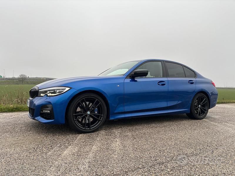 Usata BMW 320 Efficient Dynamics 2019 Blu Berlina