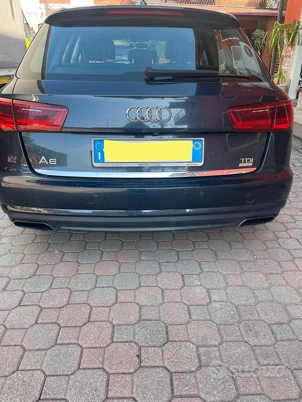 Usata Audi A6 Business Plus 190 CV (139 kW) 2015 Blu Station wagon