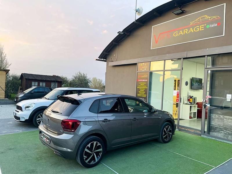 Usata VW Polo Highline 90 CV (66 kW) 2021 Grigio Utilitaria