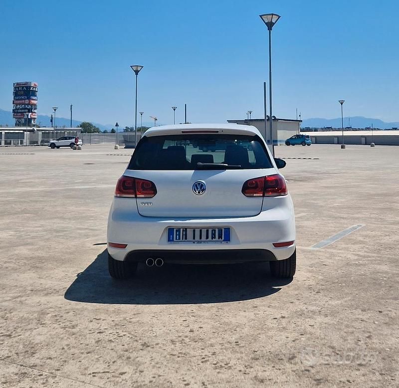 Usata VW Golf VI GTD 170 CV (125 kW) 2011 Bianco Utilitaria