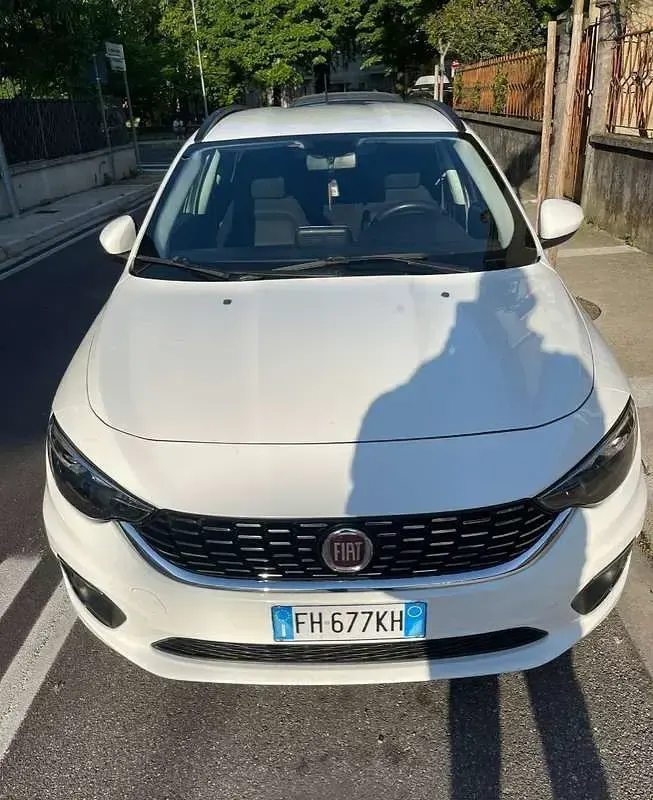 Usata Fiat Tipo Lounge 120 CV (88 kW) 2017 Station wagon