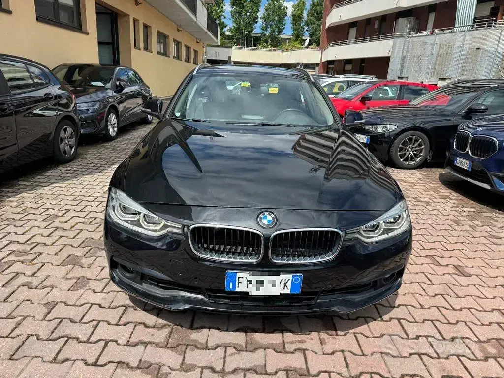 Usata BMW 320 184 CV (135 kW) 2019 Nero Station wagon