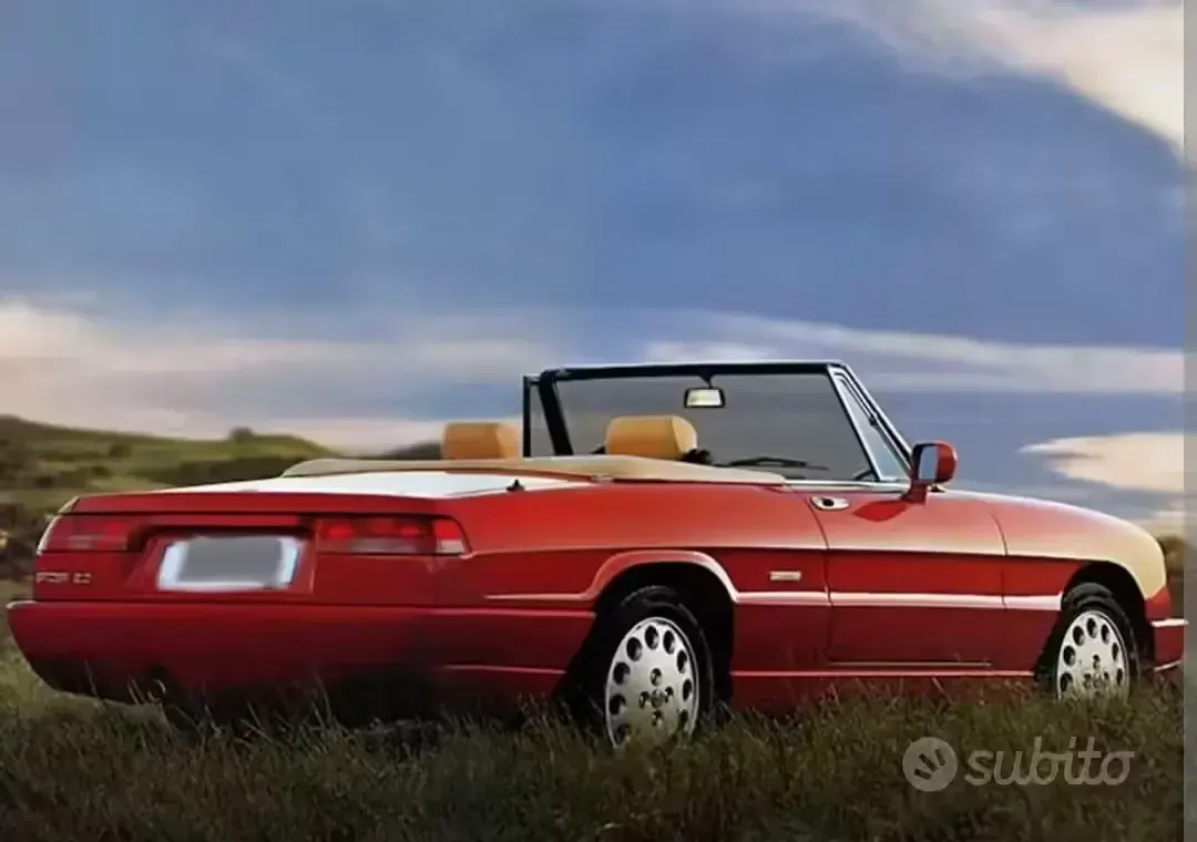 Usata Alfa Romeo Spider 122 CV (89 kW) 1991 Rosso Cabrio