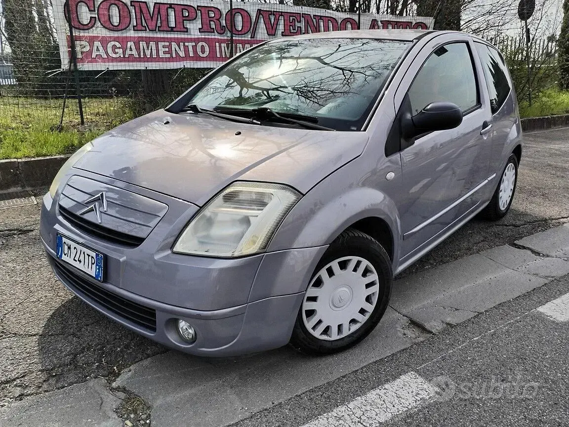 Occasion Citroën C2 Elegance 60 ch (44 kW) 2004 Gris Citadine