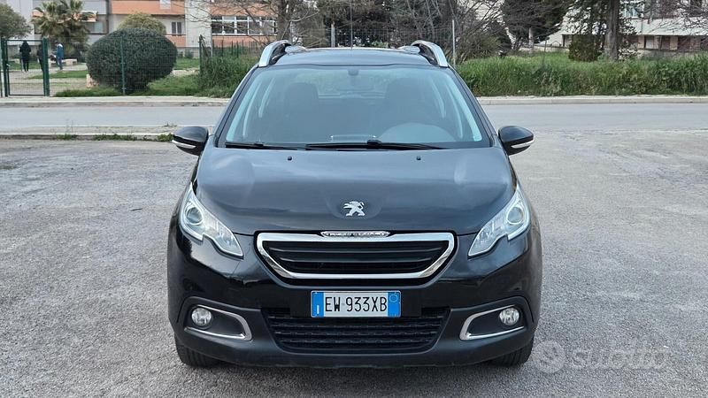 Usata Peugeot 2008 67 CV (49 kW) 2014 Nero SUV