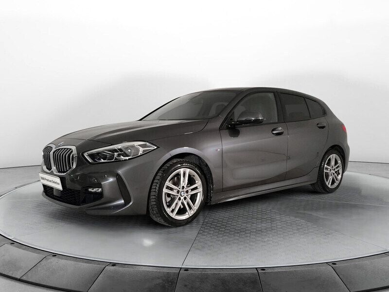 Usata 2024 BMW 116 Shadowline Due volumi | 24.900 € (Ottimo prezzo) - Immagine 1/3