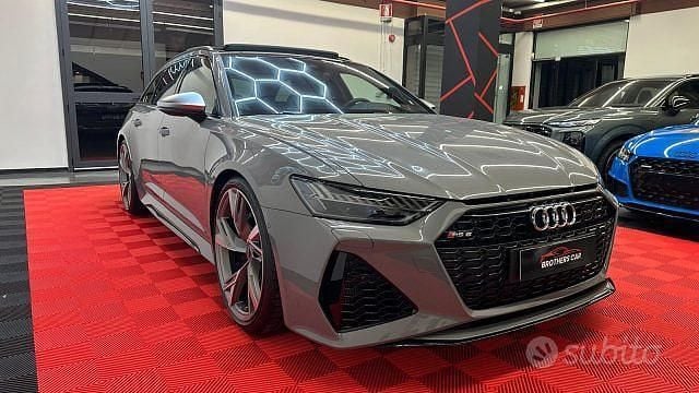 Usata Audi RS6 Ambiente 600 CV (441 kW) 2023 Grigio Station wagon