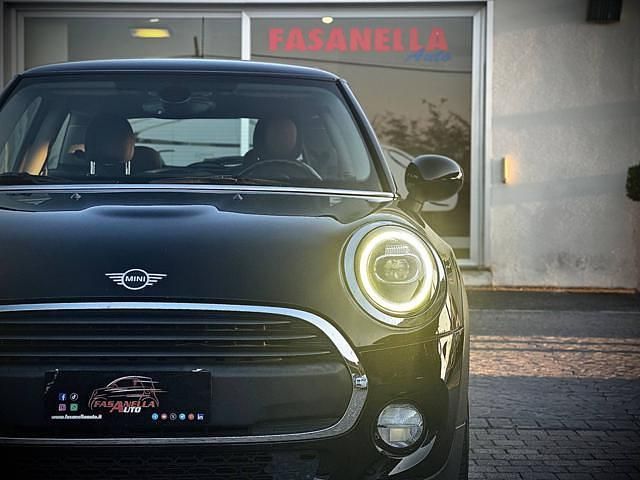 Usata Mini One D 95 CV (69 kW) 2018 Nero Utilitaria