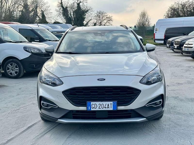 Usata Ford Focus Active 125 CV (91 kW) 2020 Bianco Berlina