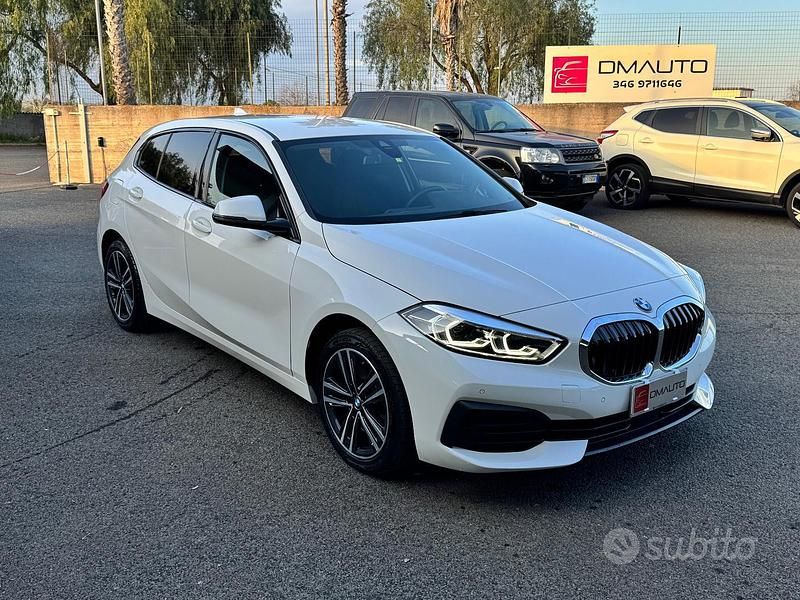 Usata BMW 118 Advantage 149 CV (109 kW) 2020 Bianco Utilitaria