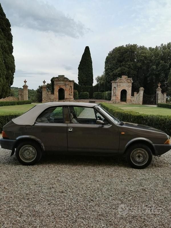 Usata Fiat Ritmo 130 CV (95 kW) 1984 Marrone Cabrio