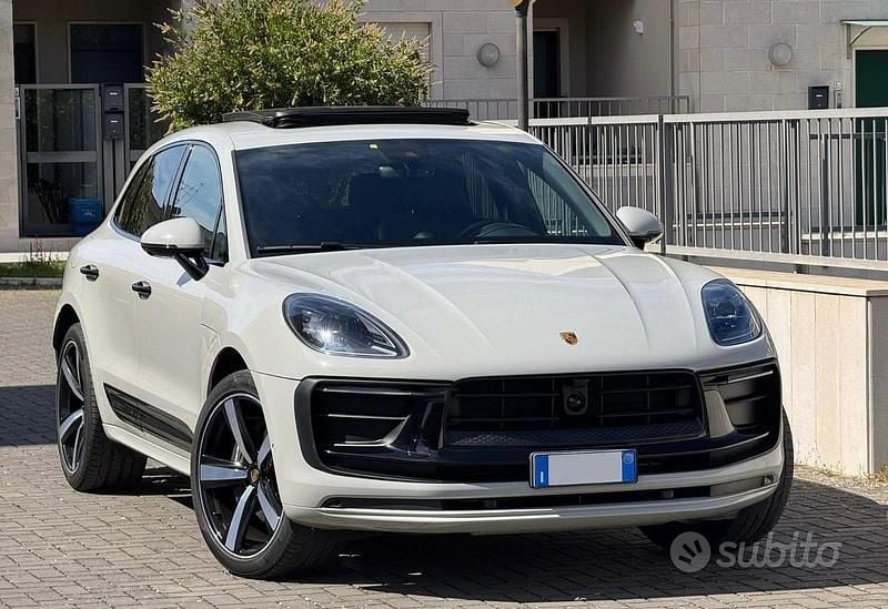 Usata Porsche Macan 265 CV (194 kW) 2024 Grigio SUV