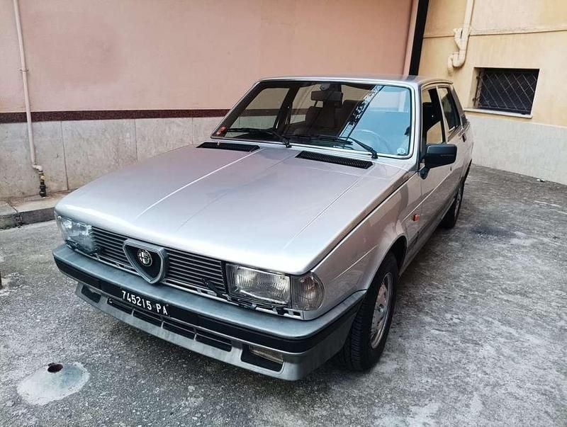 Usata Alfa Romeo Giulietta 94 CV (69 kW) 1984 Berlina
