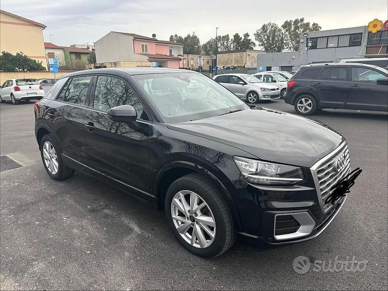 Usata Audi Q2 Admired 116 CV (85 kW) 2020 Nero SUV