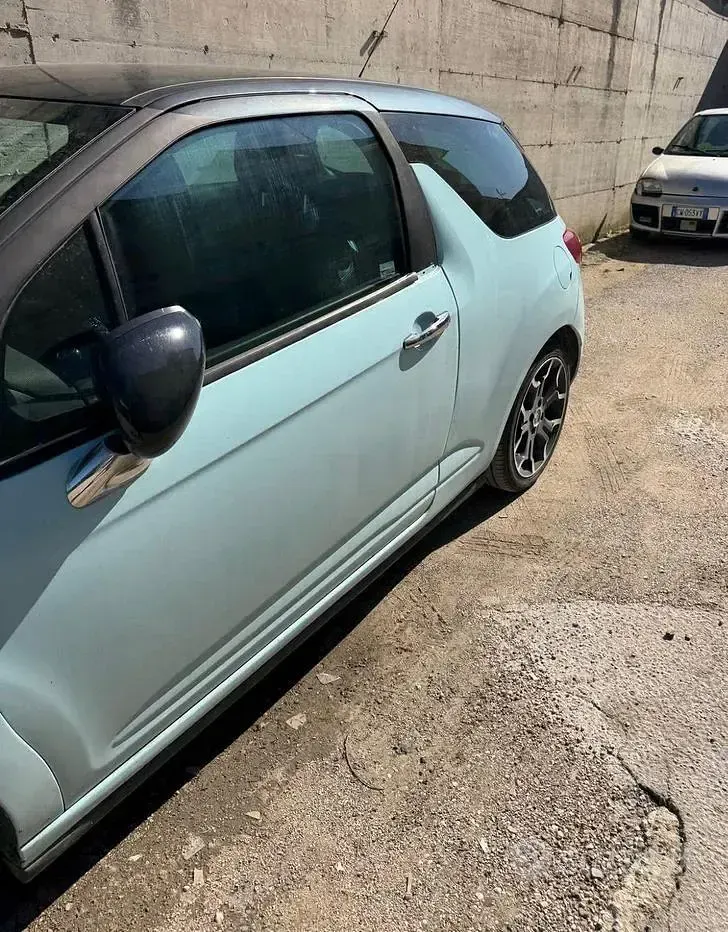Usata Citroën DS3 68 CV (50 kW) 2010 Blu Utilitaria