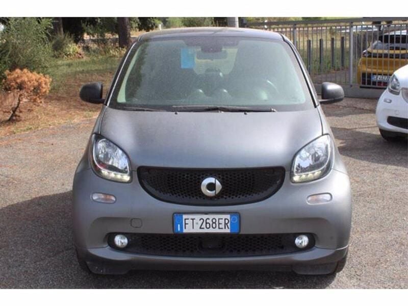 Grigio pastello Usata 2018 Smart ForTwo Coupé Passion Coupé | 12.900 € (Ottimo prezzo) - Immagine 1/4