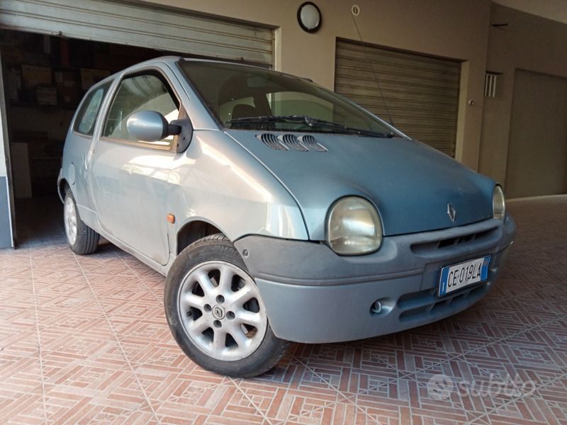 Usata 2003 Renault Twingo Due volumi | 1500 € (Ottimo prezzo) - Immagine 1/4