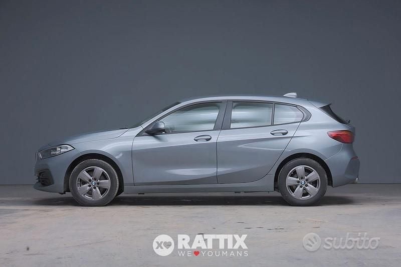 Usata BMW 116 Advantage 116 CV (85 kW) 2022 Grigio Utilitaria