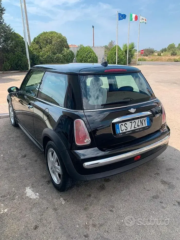 Usata Mini One D 88 CV (64 kW) 2005 Nero Utilitaria