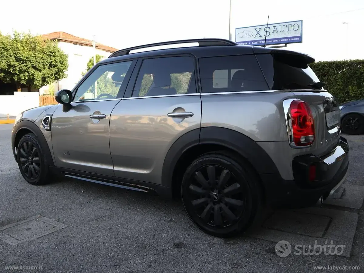 Usata Mini Cooper SD Countryman Business 190 CV (139 kW) 2020 Grigio SUV