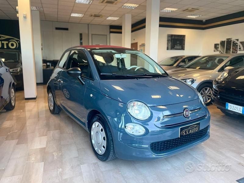Grigio Usata 2022 Fiat 500C Dolcevita Cabrio | 11.999 € (Buon prezzo) - Immagine 1/4