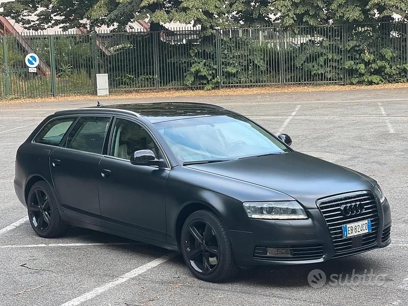 Usata Audi A6 240 CV (176 kW) 2010 Nero Station wagon