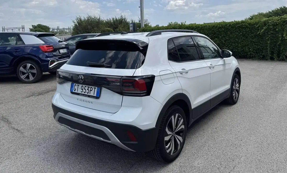 Usata VW T-Cross Edition 95 CV (69 kW) 2024 Pure white SUV