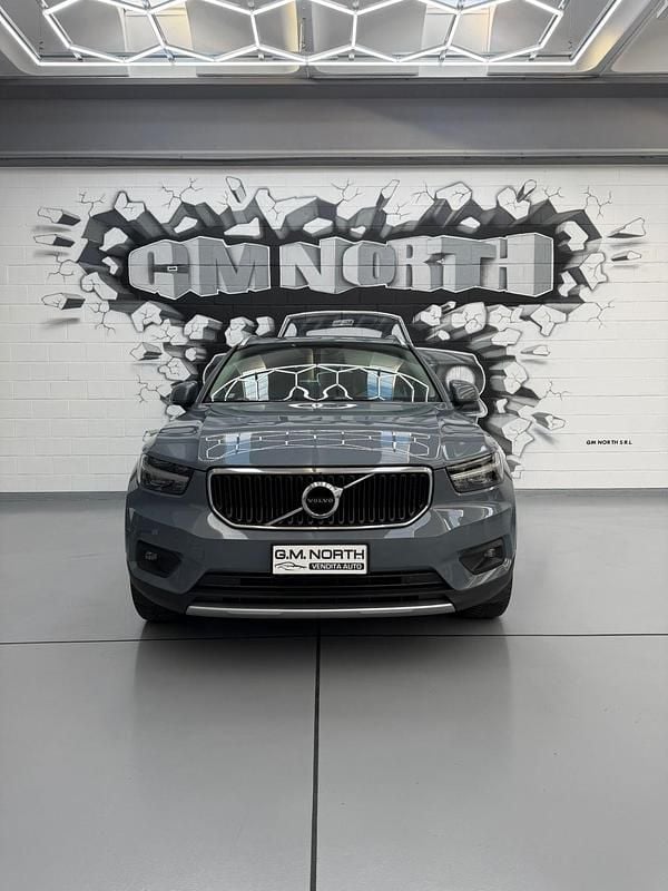 Grigio Usata 2021 Volvo XC40 R-Design SUV | 21.000 € (Super prezzo) - Immagine 1/4