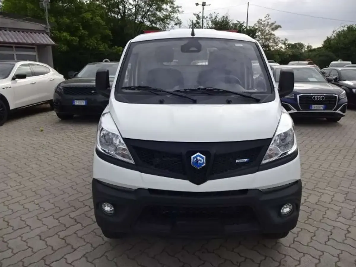 Nuova Piaggio Porter 106 CV (77 kW) 2026 Bianco Furgone