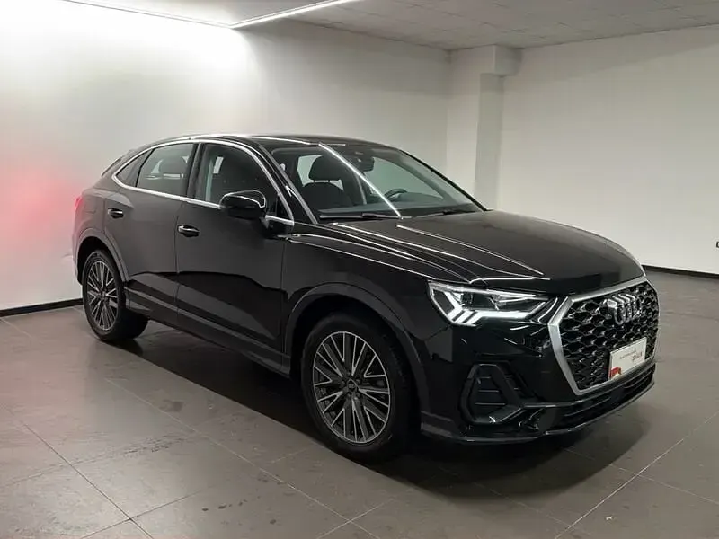 Usata Audi Q3 Sportback Ambiente 150 CV (110 kW) 2025 Nero SUV