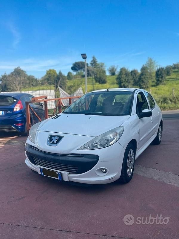 Usata Peugeot 206+ 70 CV (51 kW) 2011 Bianco Utilitaria