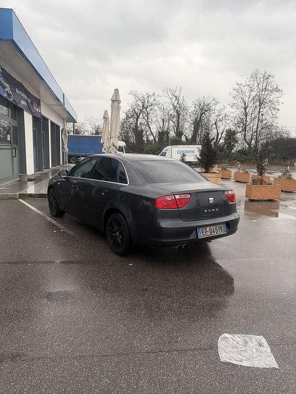 Usata Seat Exeo Style 143 CV (105 kW) 2011 Berlina