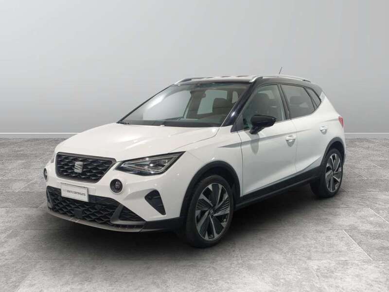 Bianco candy nero midnight Usata 2022 Seat Arona FR SUV | 15.500 € (Buon prezzo) - Immagine 1/4