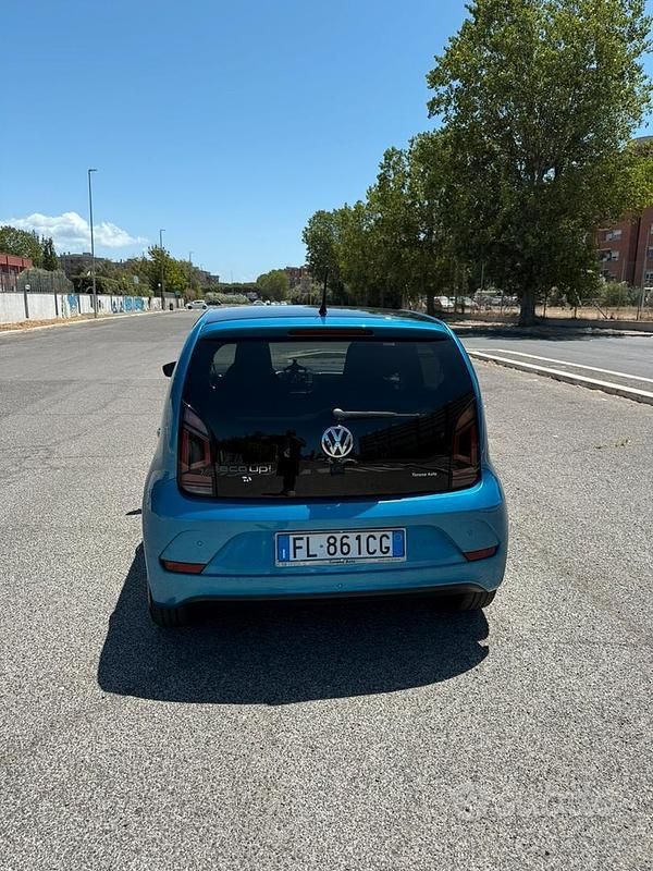 Usata VW up! 82 CV (60 kW) 2017 Blu Utilitaria