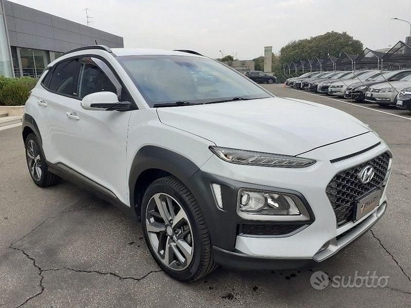 Usata Hyundai Kona Xpossible 136 CV (100 kW) 2019 Bianco / metallizzato SUV