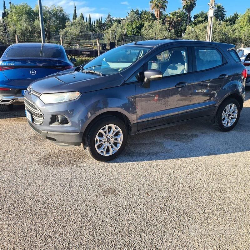 Grigio Usata 2015 Ford Ecosport Titanium SUV | 8700 € (Buon prezzo) - Immagine 1/4