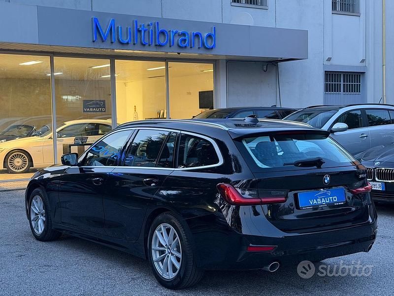 Usata BMW 316 Advantage 122 CV (89 kW) 2021 Nero Station wagon