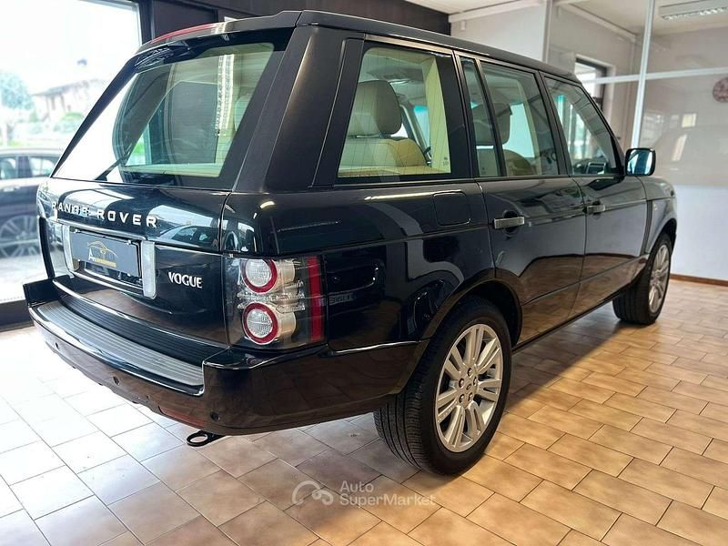 Usata Land Rover Range Rover Vogue 272 CV (200 kW) 2010 Nero SUV