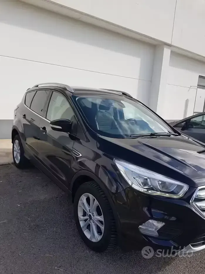 Usata Ford Kuga 120 CV (88 kW) 2018 SUV