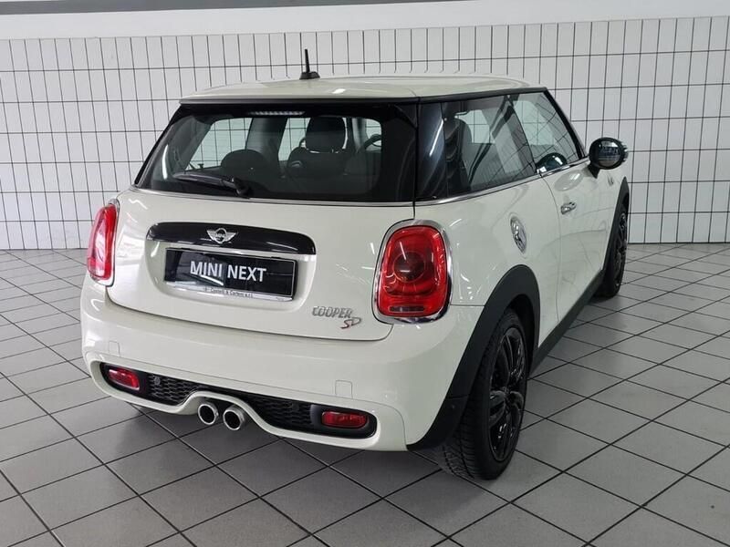 Käytetty Mini Cooper SD Hype 169 HP (124 kW) 2017 Valkoinen Viistoperä