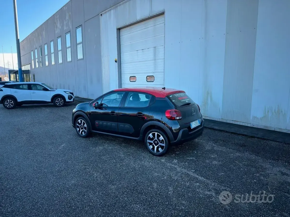 Usata Citroën C3 PureTech 110 CV (80 kW) 2019 Night black Utilitaria