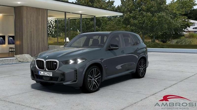 Nuova BMW X5 Comfort Edition 530 CV (389 kW) 2025 Dravit grey metallizzato SUV