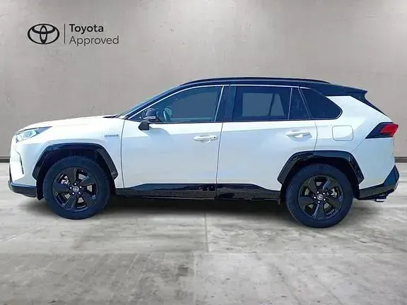 Usata Toyota RAV4 Hybrid Style 222 CV (163 kW) 2021 Pearl white/black met SUV
